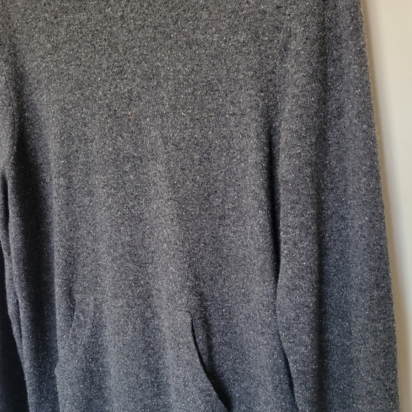 Men's Vince brand medium size hoody excellent condition worn only twice - Picture 3 of 7